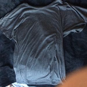Extra Large Fancyqube gray shirt